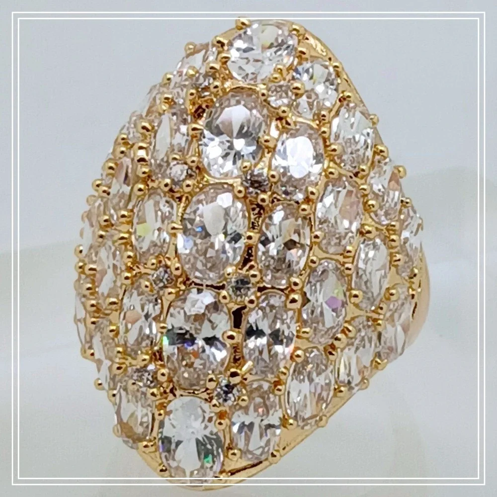 Vintage Huge 90s Oval Cluster Sim Diamond CZ Statement Dome Cocktail Ring Size 9